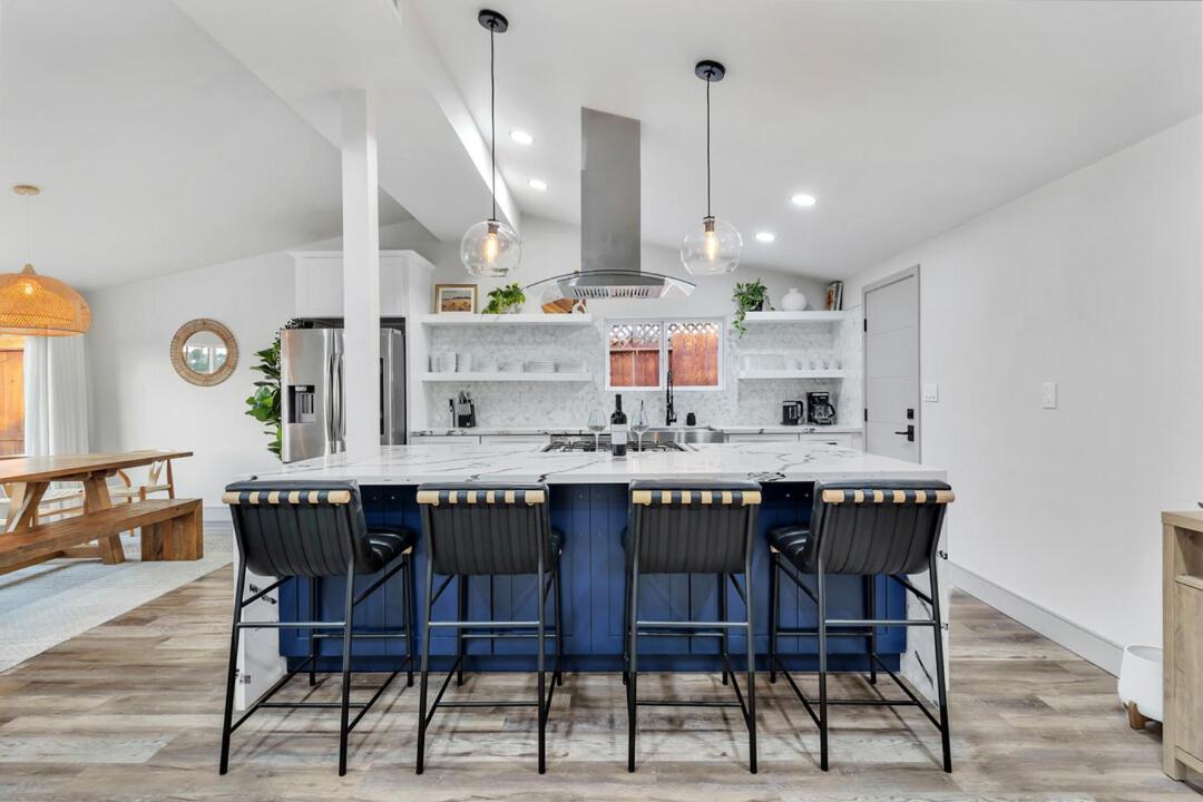 Holiday home Luxe W Pool & Firepit, Bachelorette Friendly San Diego